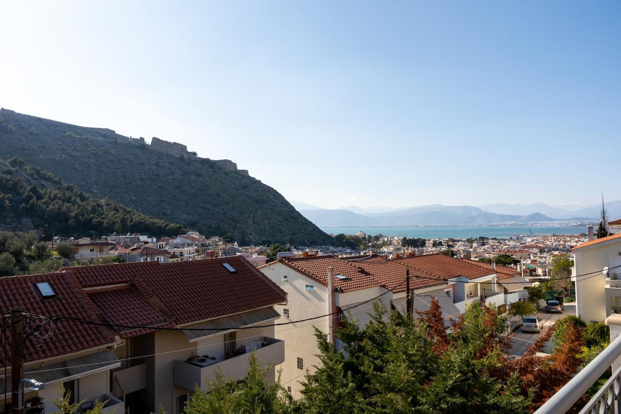 Aerinon Guesthouse Нафплион Экстерьер фото